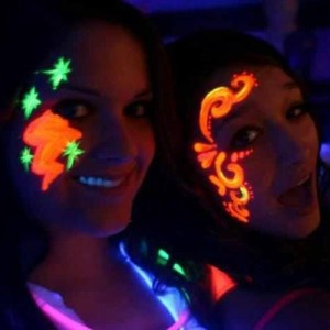 UV Face & Body Painters for Teen Parties!