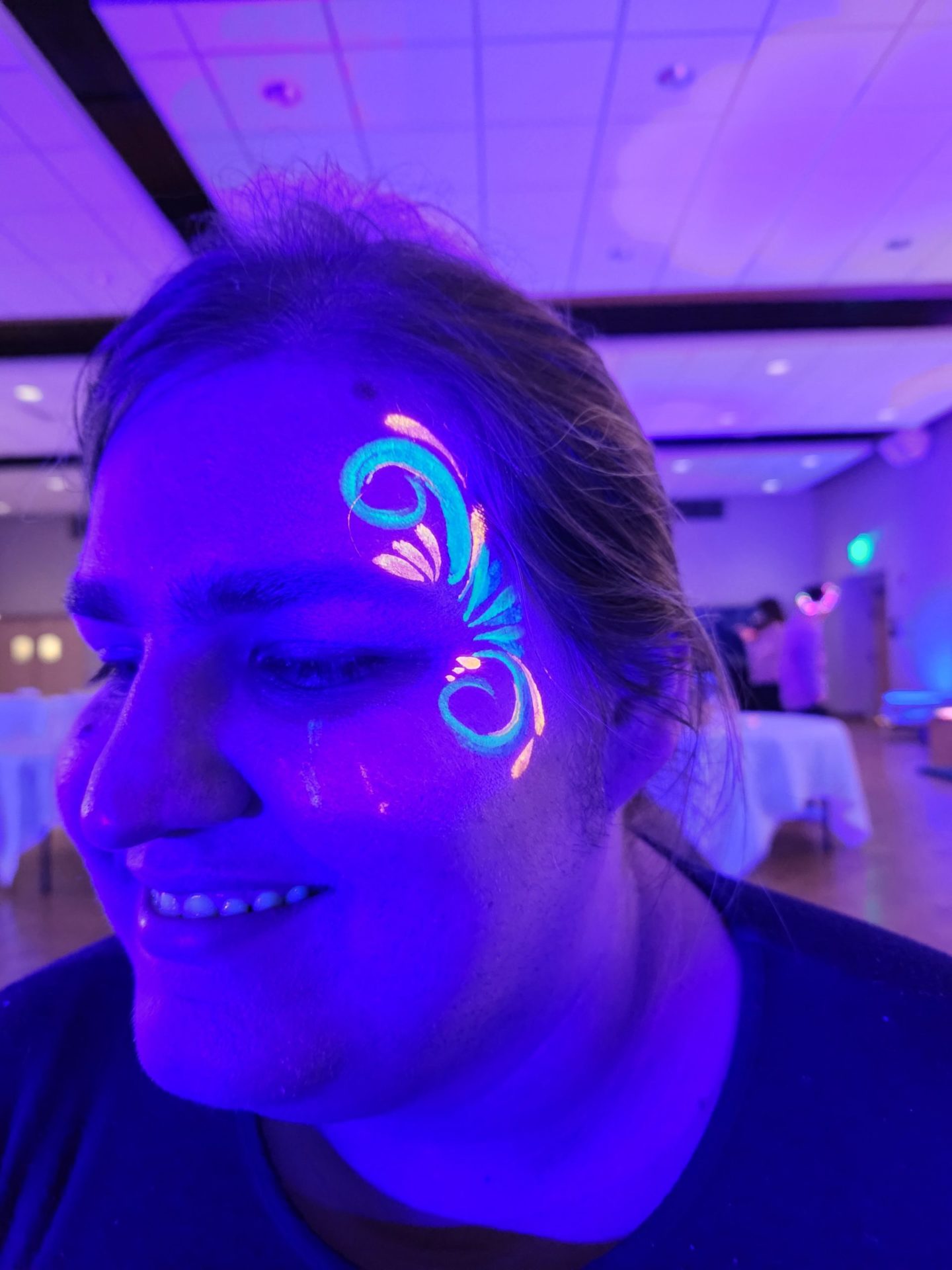 LED Balloon Twisters and UV Face Painters for Teen Parties!